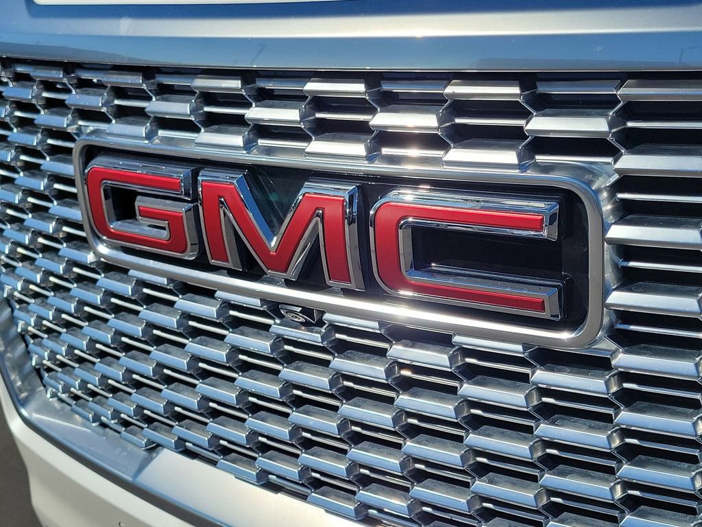 Used 2024 GMC Yukon Denali AWD/4WD image 32
