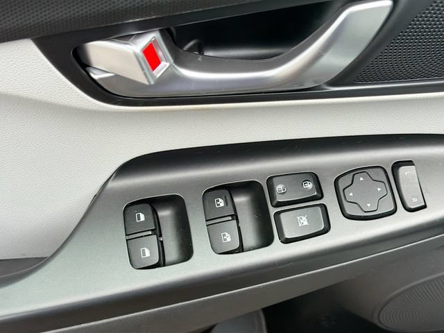 Certified 2023 Hyundai Kona SEL w/ Convenience Package FWD image 18