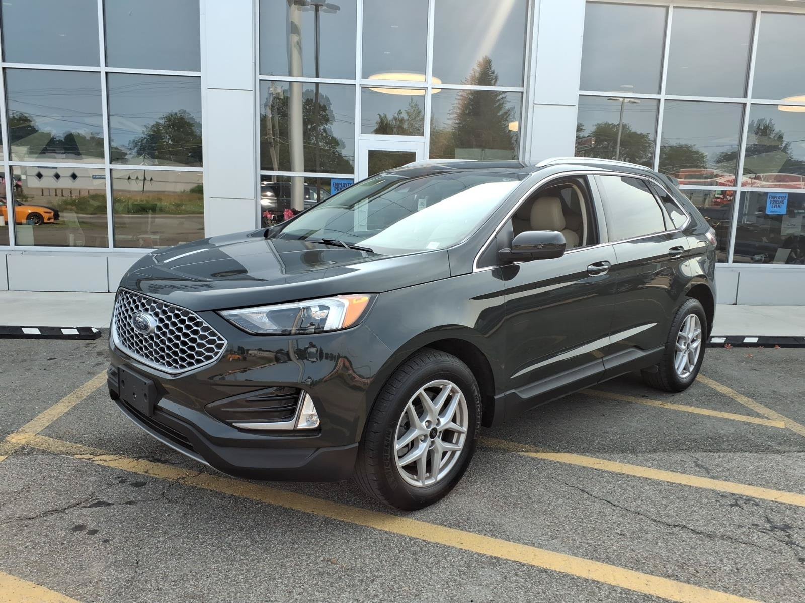 Used 2023 Ford Edge SEL w/ Convenience Package