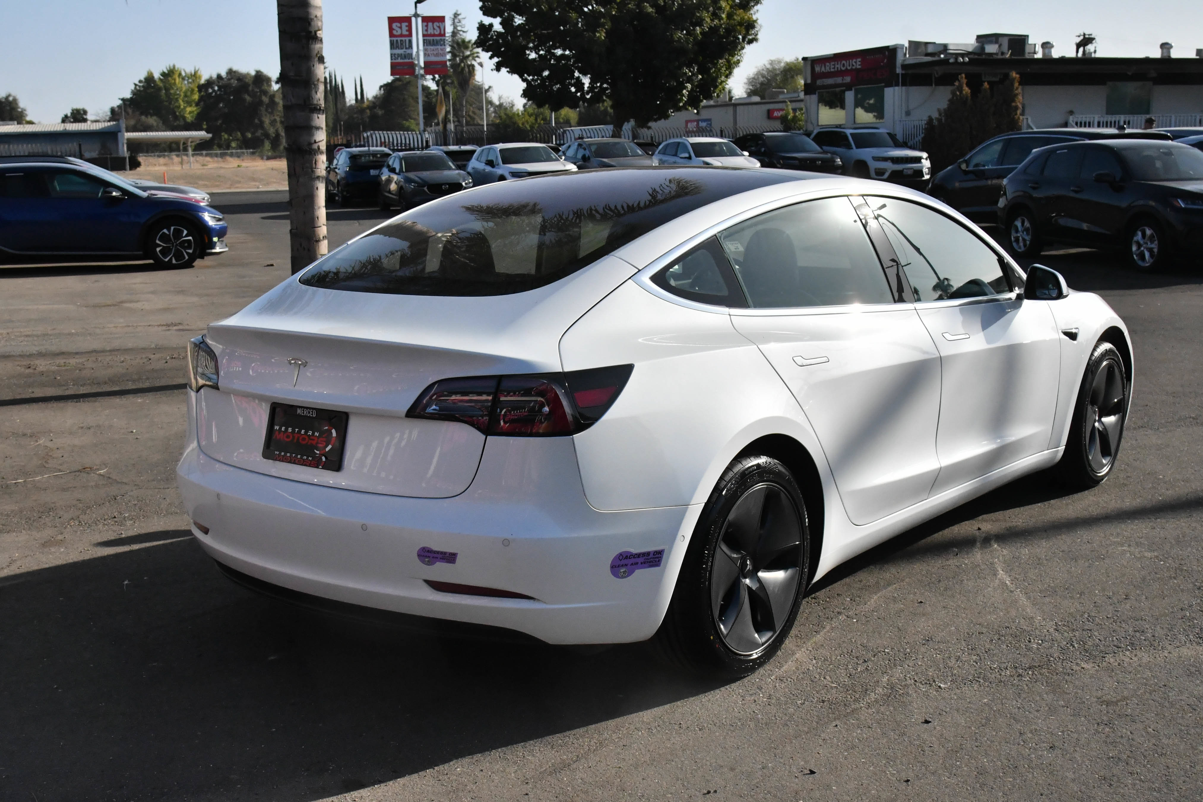 Used 2018 Tesla Model 3 Long Range RWD image 8