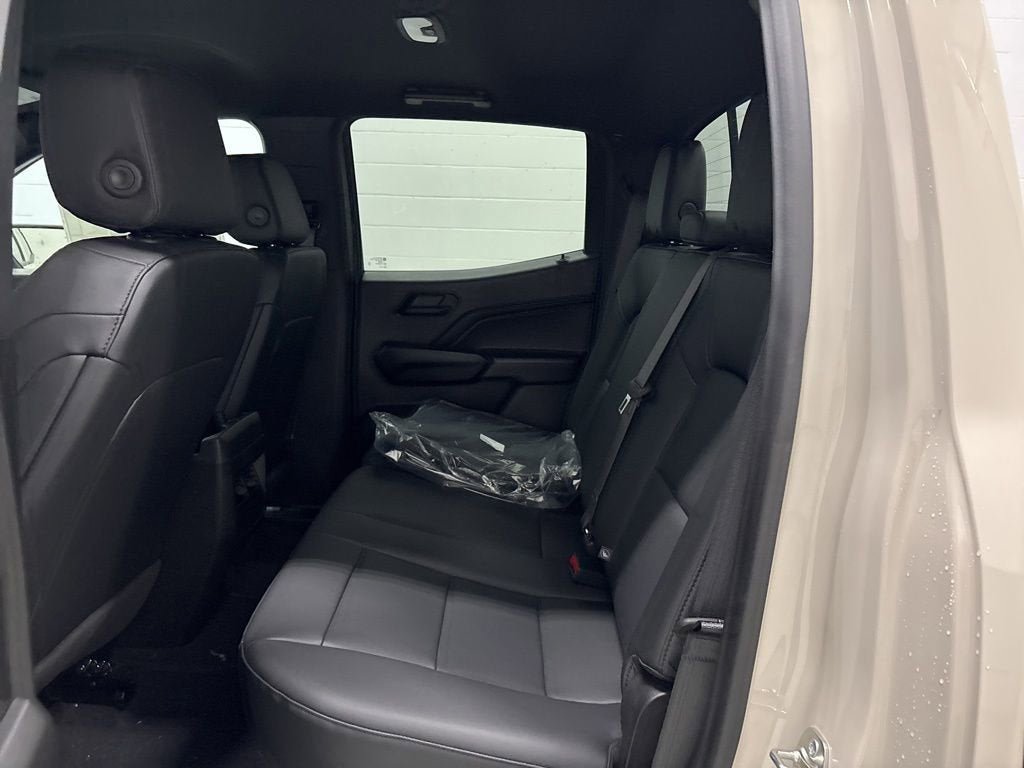 New 2026 Chevrolet Colorado Trail Boss AWD/4WD image 32