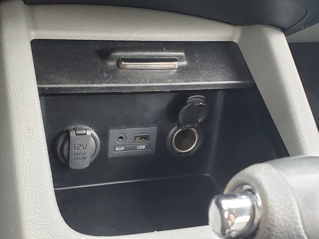 Used 2015 Kia Forte LX image 25