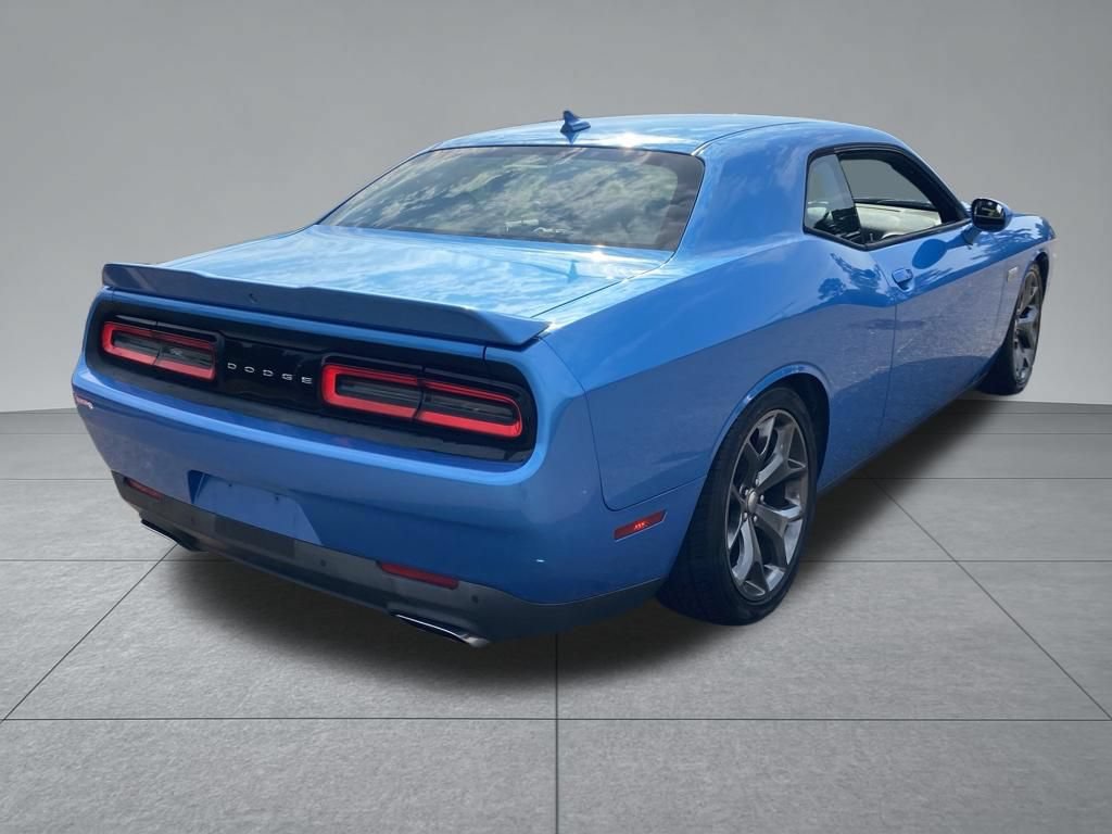 Used 2015 Dodge Challenger R/T Plus RWD image 9