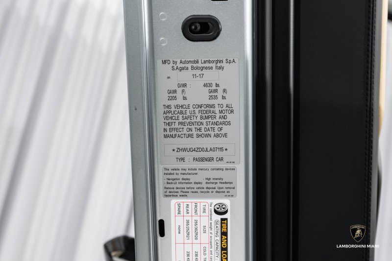 Used 2018 Lamborghini Aventador S image 69