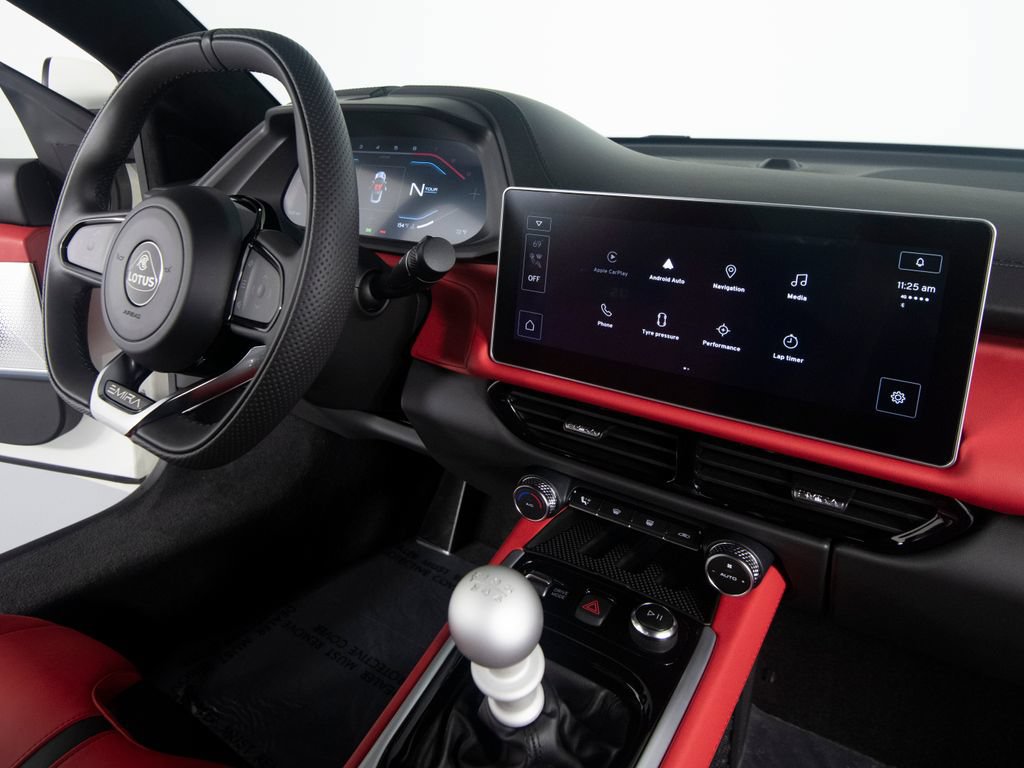 Used 2025 Lotus Emira RWD image 29
