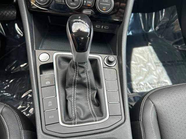 Used 2023 Volkswagen Jetta SE FWD image 17
