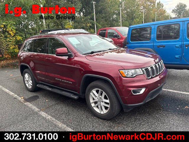 Used 2018 Jeep Grand Cherokee Laredo AWD/4WD image 3