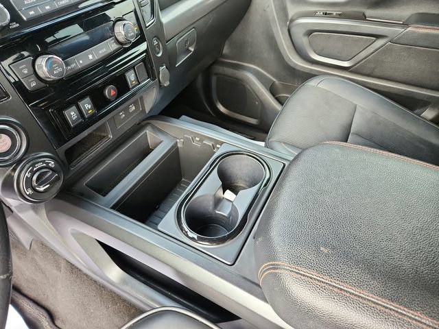 Used 2020 Nissan Titan PRO-4X AWD/4WD image 16