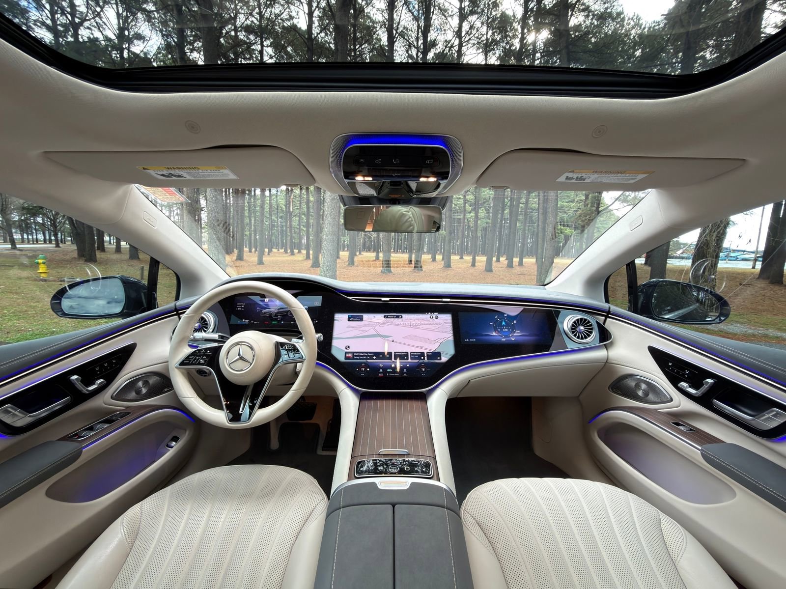 Used 2022 Mercedes-Benz EQS 580 580 image 2