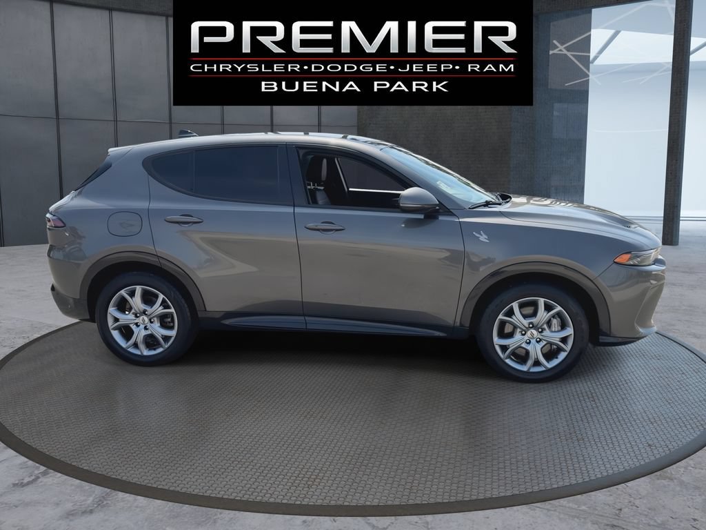 Used 2024 Dodge Hornet R/T Plus AWD/4WD image 9