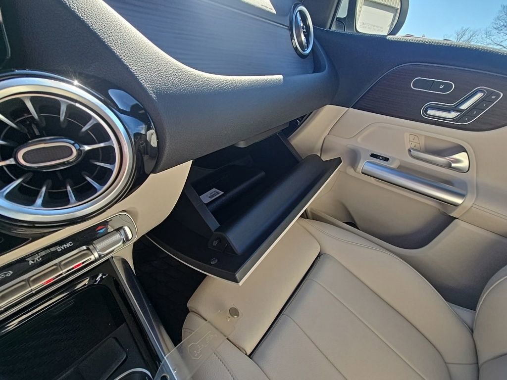 Used 2024 Mercedes-Benz GLA 250 4MATIC image 22