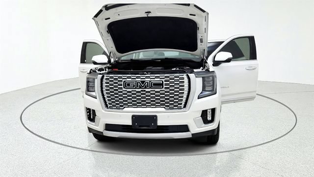Used 2024 GMC Yukon Denali AWD/4WD image 12