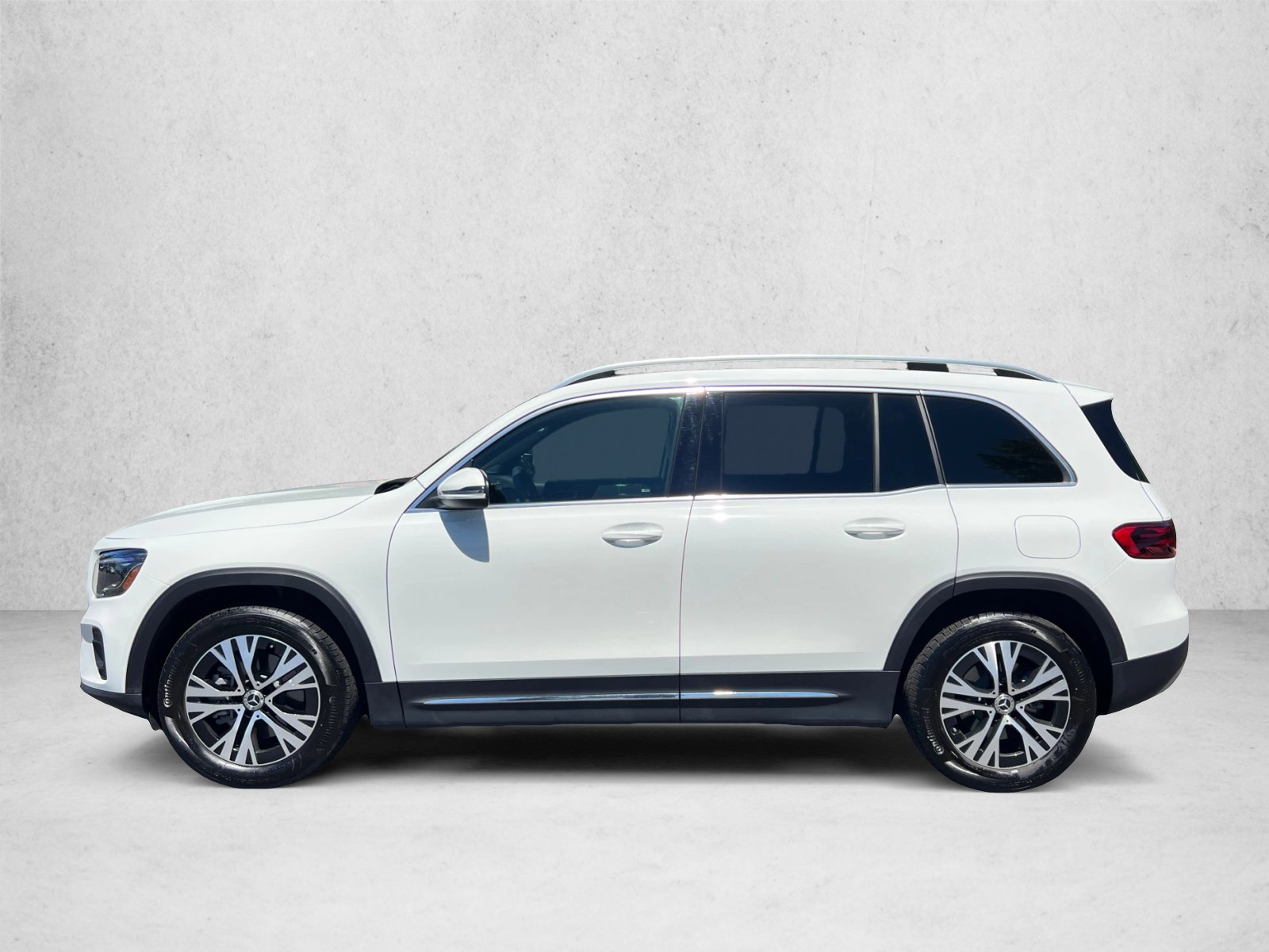 Used 2026 Mercedes-Benz GLB 250 4MATIC image 8