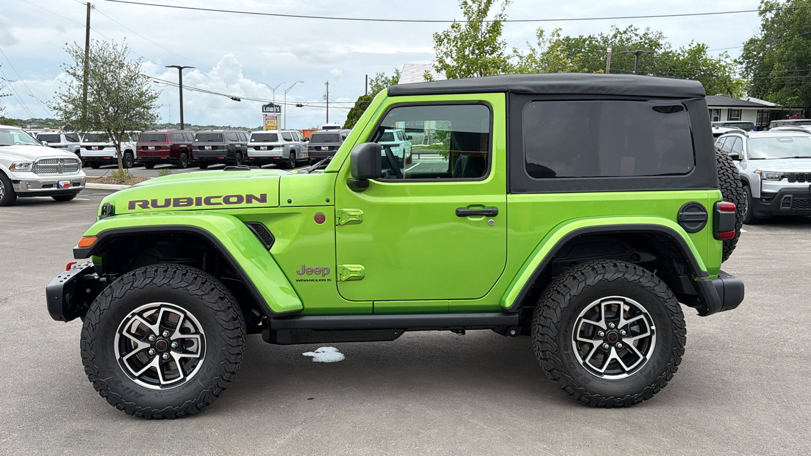 New 2026 Jeep Wrangler Rubicon w/ Steel Bumper Group AWD/4WD image 8