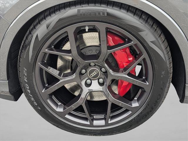 New 2026 Audi SQ7 Prestige image 9