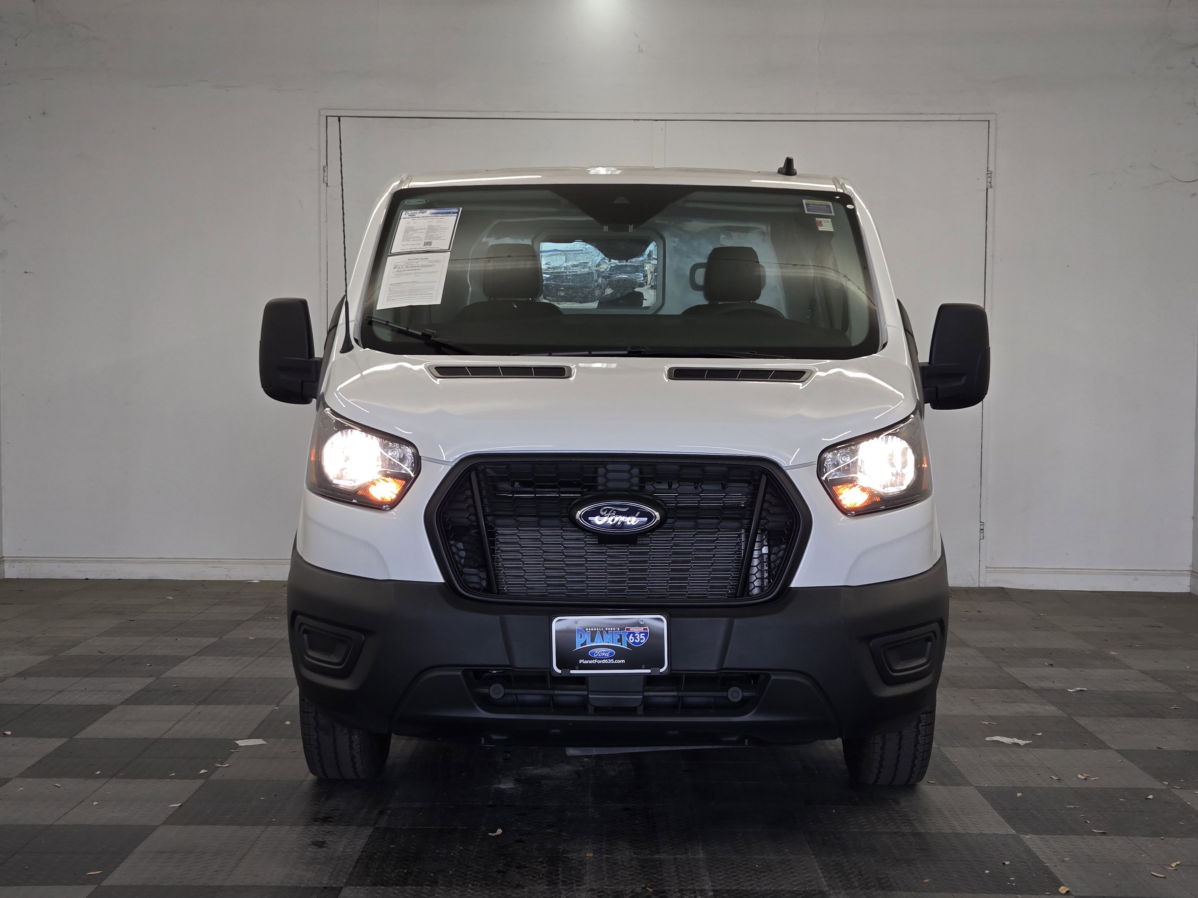 Used 2024 Ford Transit 150 Low Roof RWD video 3