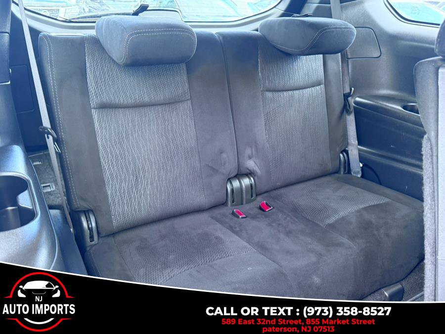 Used 2015 Nissan Pathfinder SV w/ Trailer Tow Package image 19