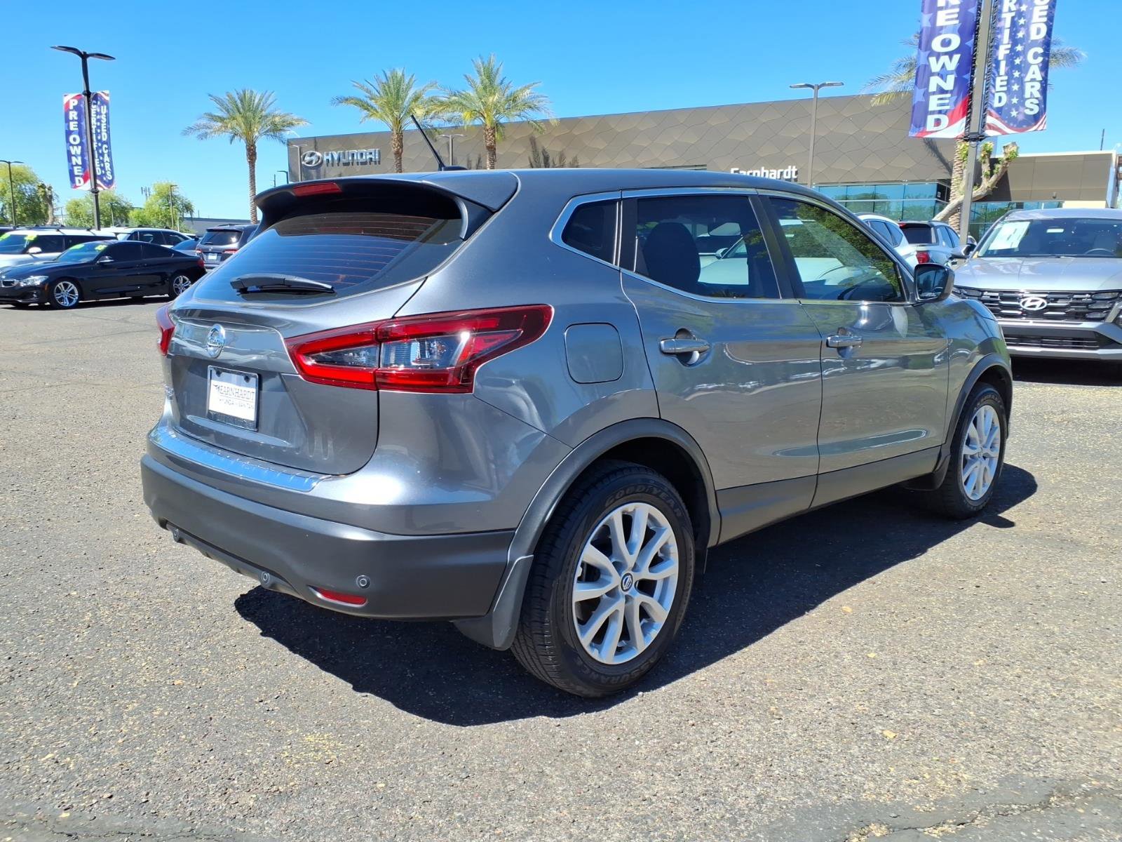 Used 2022 Nissan Rogue Sport S image 5