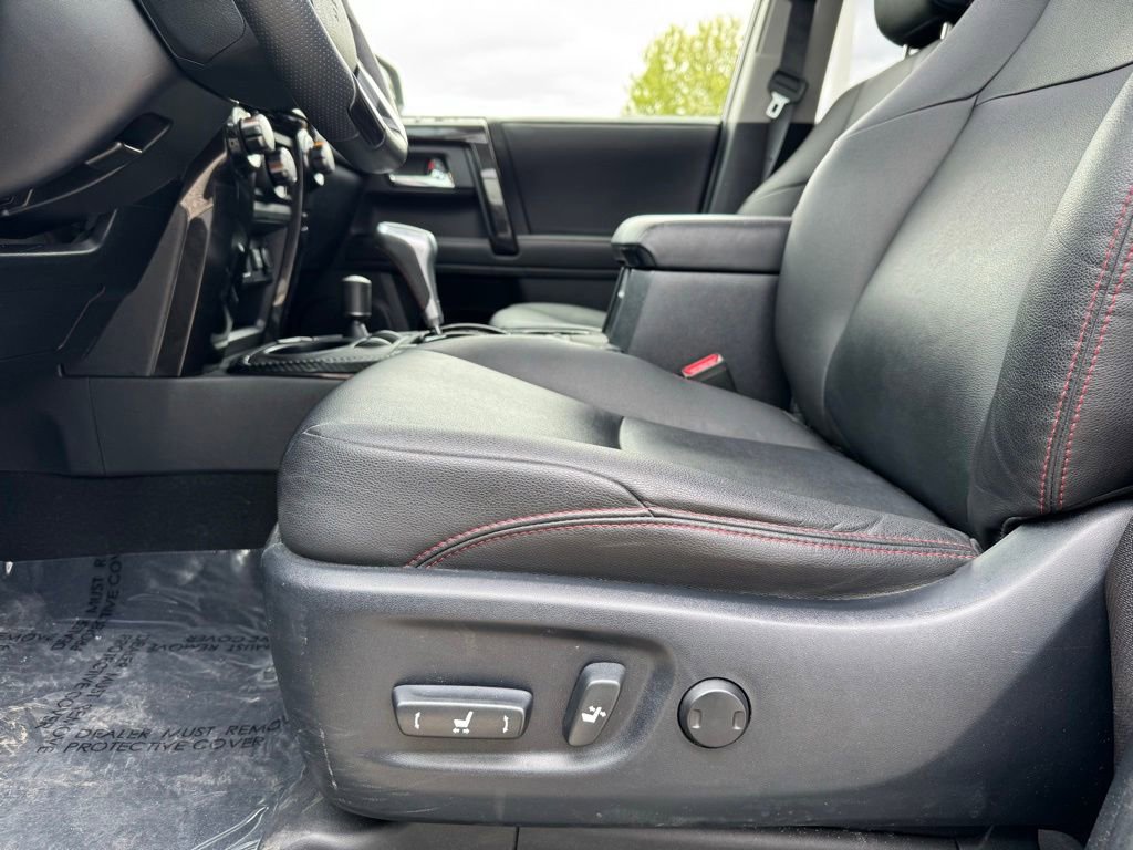 Certified 2020 Toyota 4Runner TRD Off-Road Premium w/ Moonroof Package AWD/4WD image 6