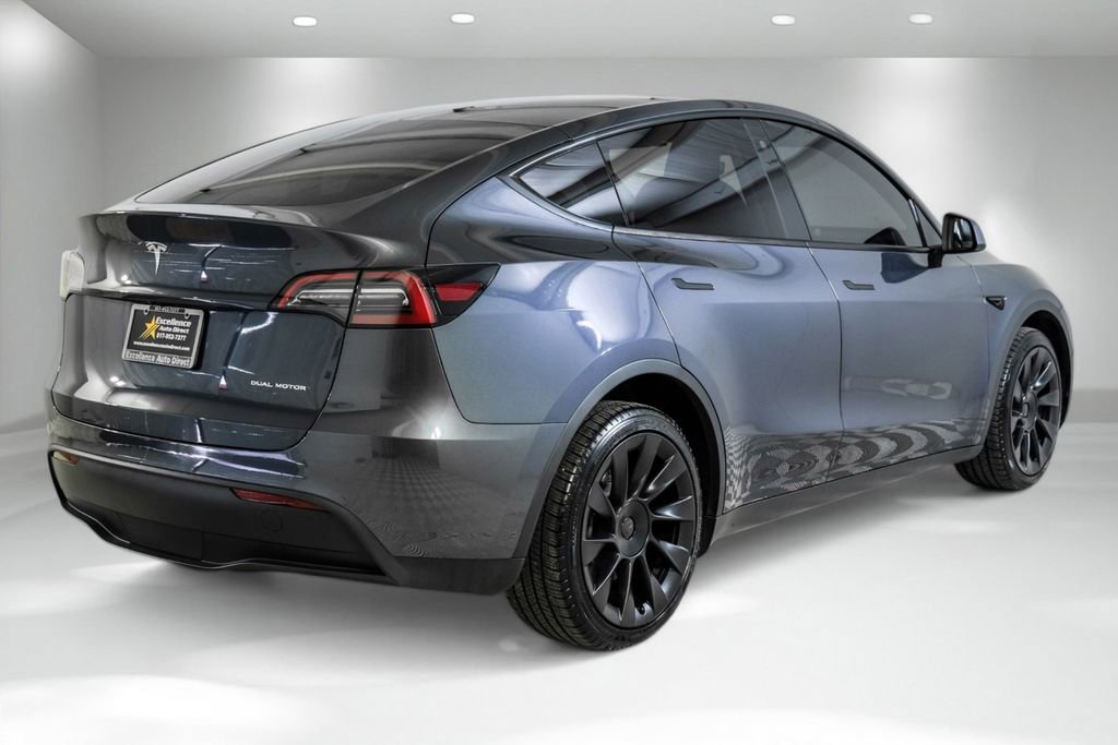 Used 2023 Tesla Model Y Long Range AWD/4WD image 7