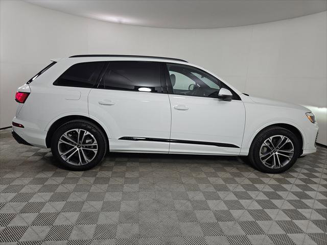 Certified 2025 Audi Q7 2.0T Premium Plus w/ Premium Plus Package AWD/4WD image 8