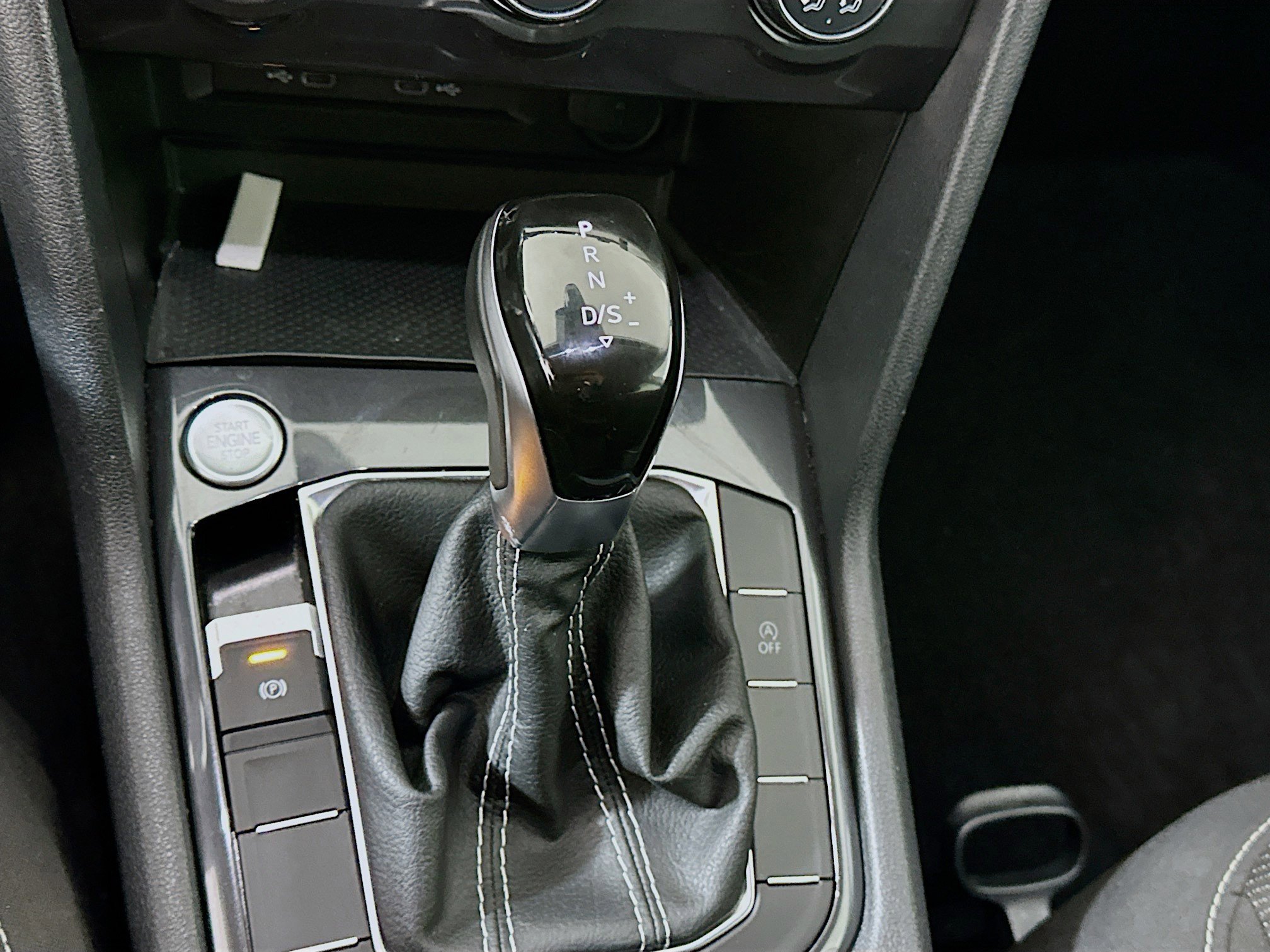 Used 2024 Volkswagen Tiguan S image 23