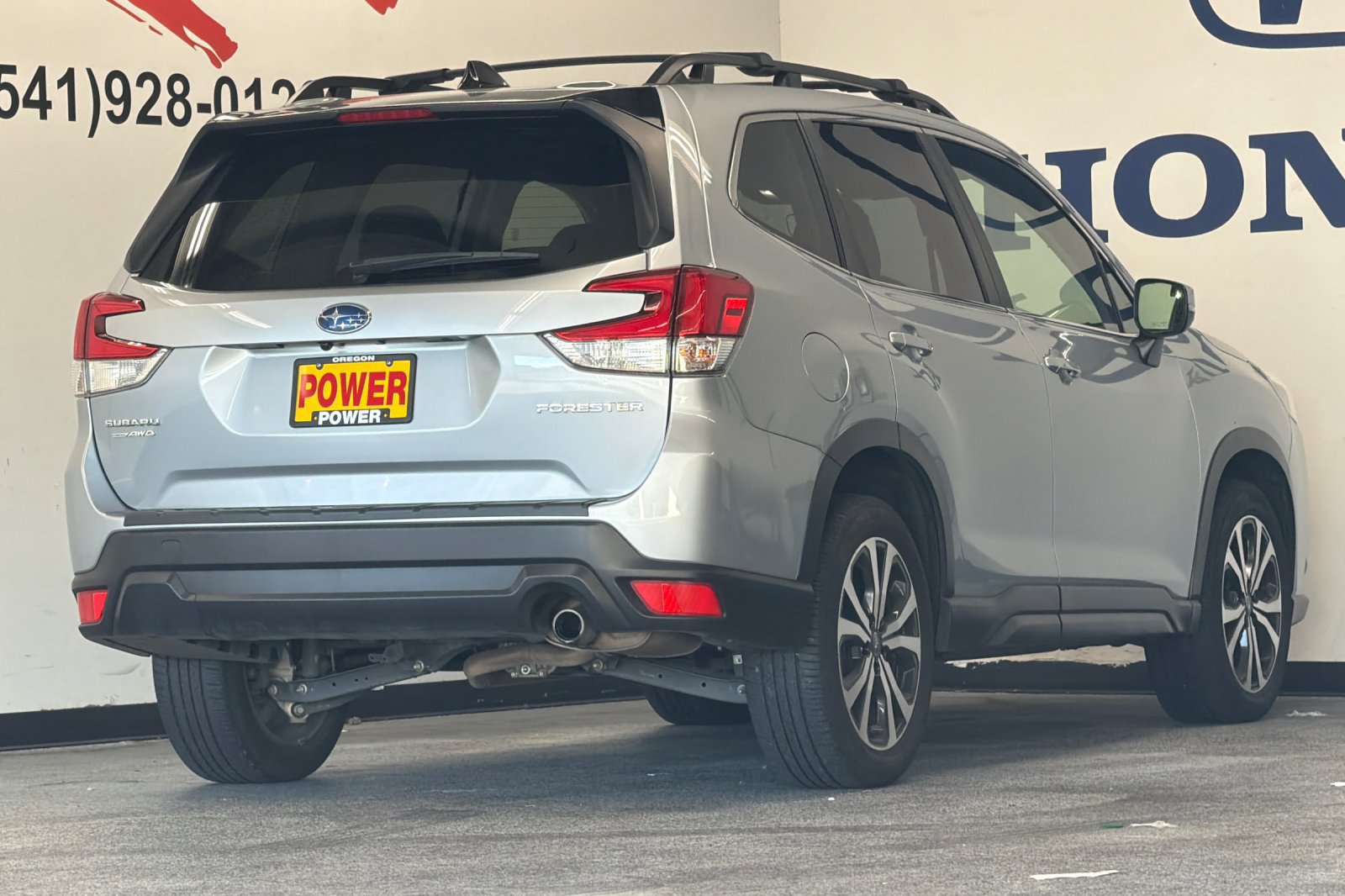 Used 2024 Subaru Forester Limited AWD/4WD image 3