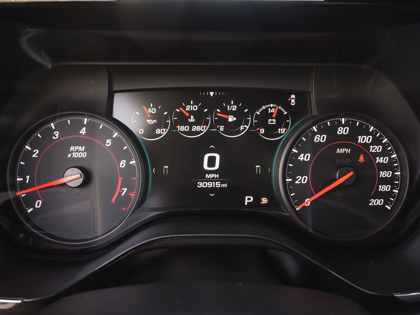 Used 2018 Chevrolet Camaro SS RWD image 30