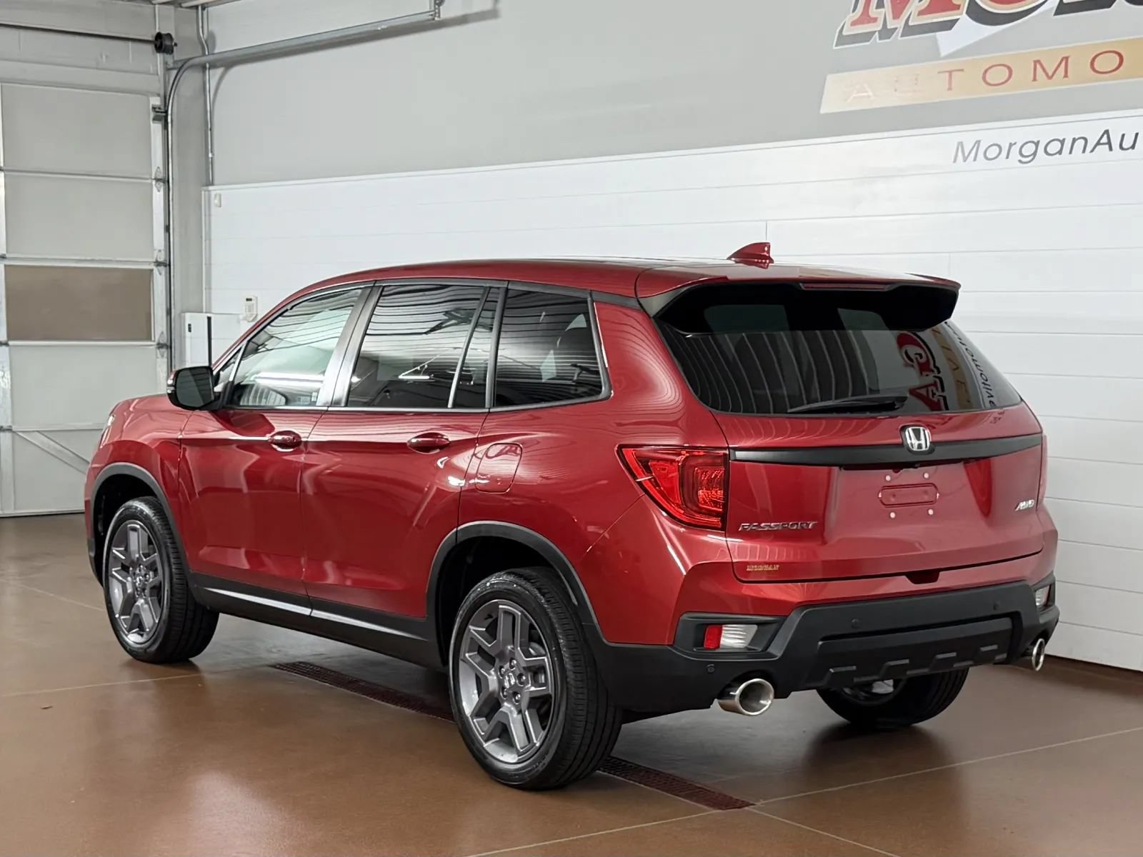 Used 2023 Honda Passport EX-L image 5