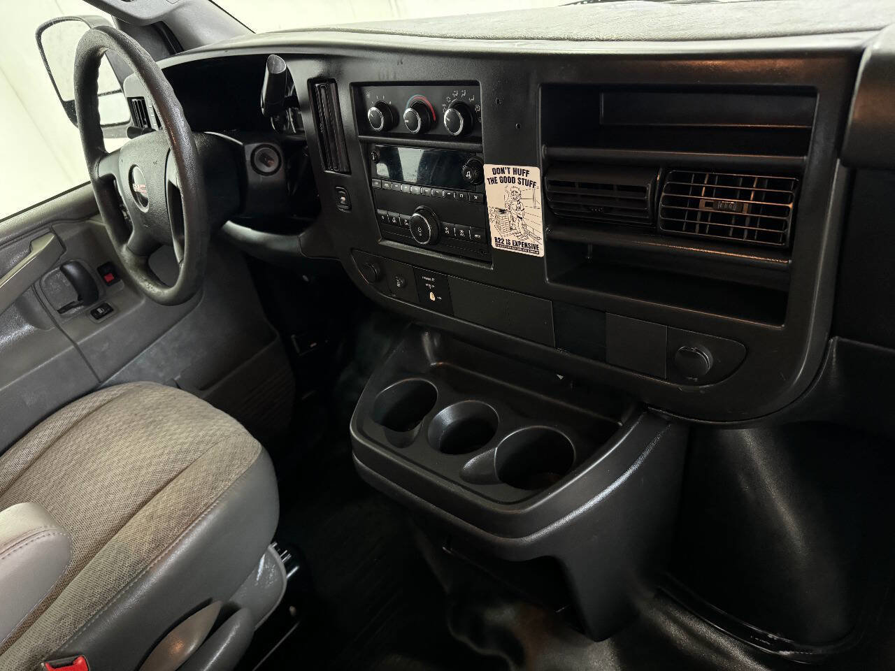 Used 2017 GMC Savana 2500 image 64