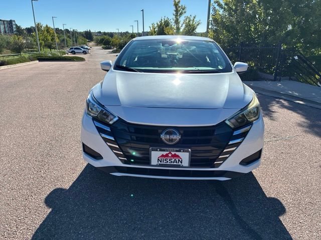 Used 2023 Nissan Versa SV FWD image 2