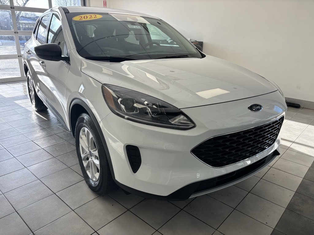 Used 2022 Ford Escape SE w/ Convenience Package image 2