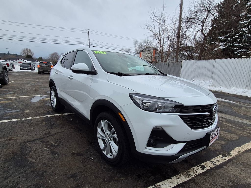 Used 2023 Buick Encore GX Preferred w/ Cold Weather Comfort Package image 3