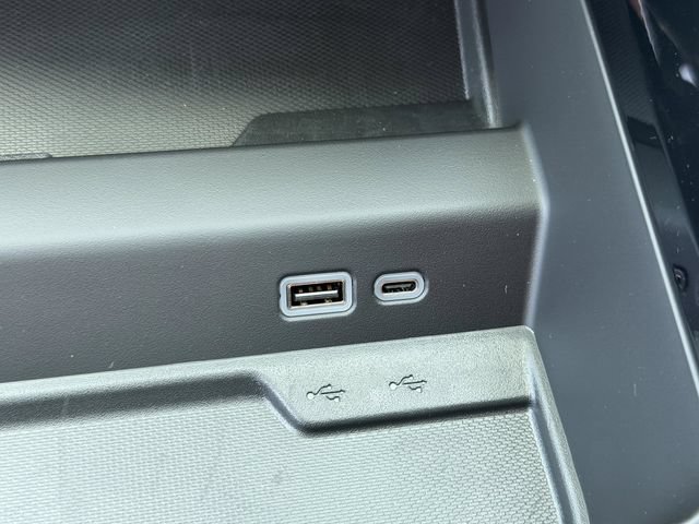 New 2026 Chevrolet Tahoe High Country AWD/4WD image 28