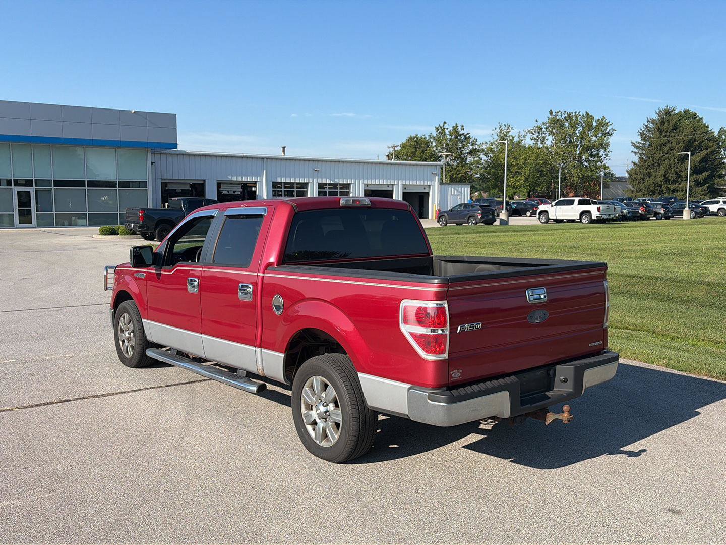 Used 2011 Ford F150 XLT w/ XLT Chrome Pkg RWD image 4