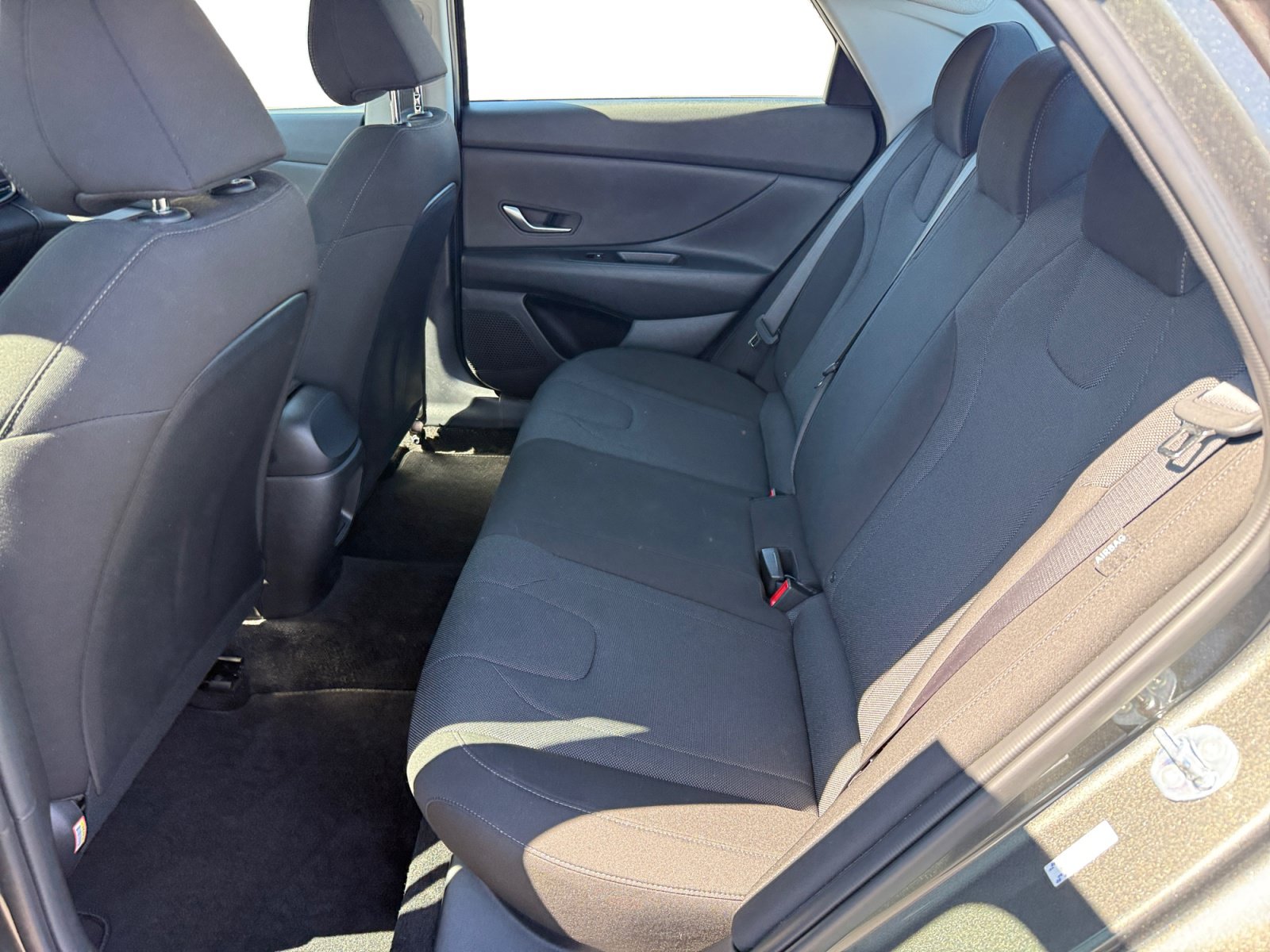 Certified 2024 Hyundai Elantra SE FWD image 16