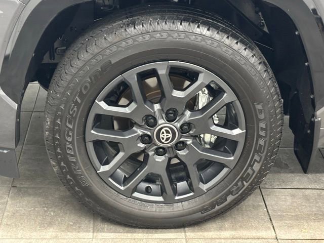 Used 2026 Toyota Sequoia Platinum w/ Tow Technology Package AWD/4WD image 6