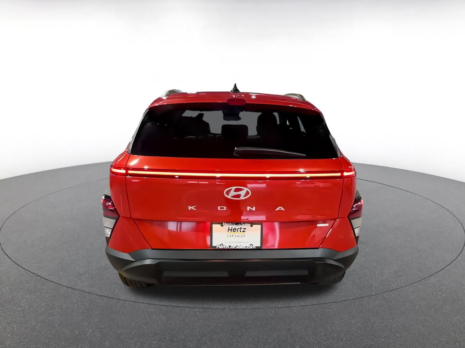 Used 2025 Hyundai Kona SEL image 12