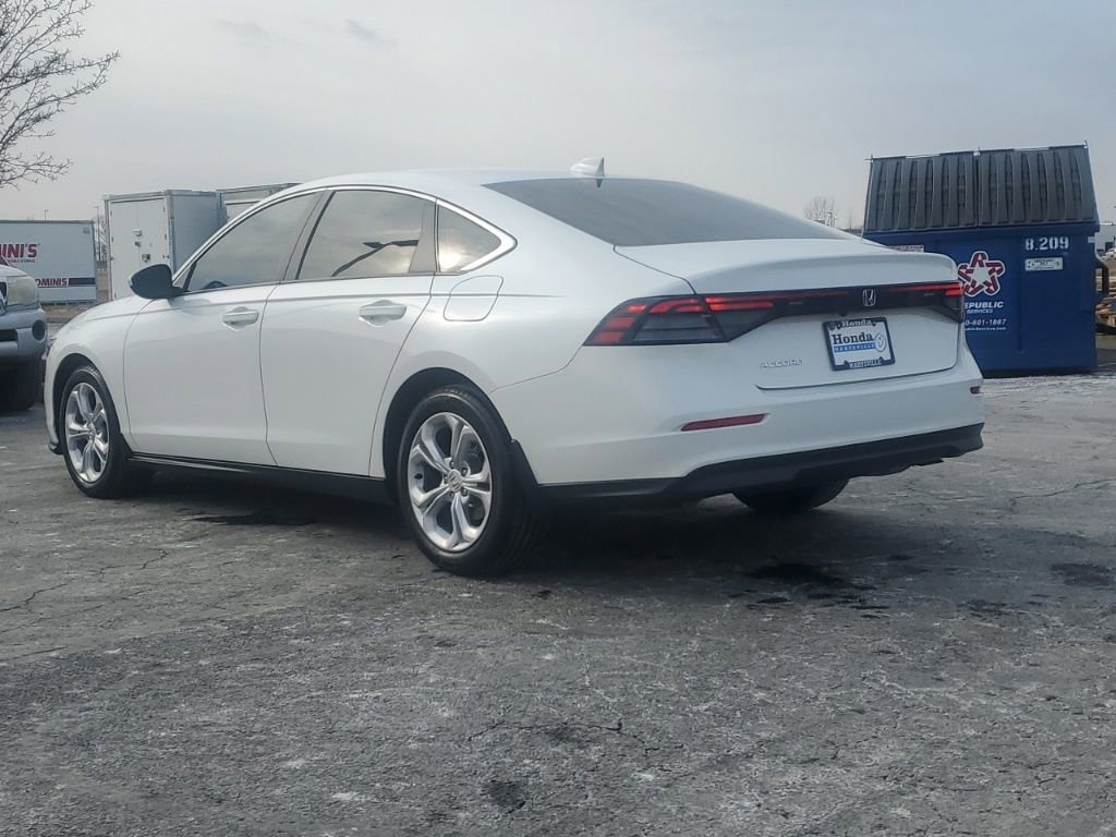 Used 2025 Honda Accord LX image 5