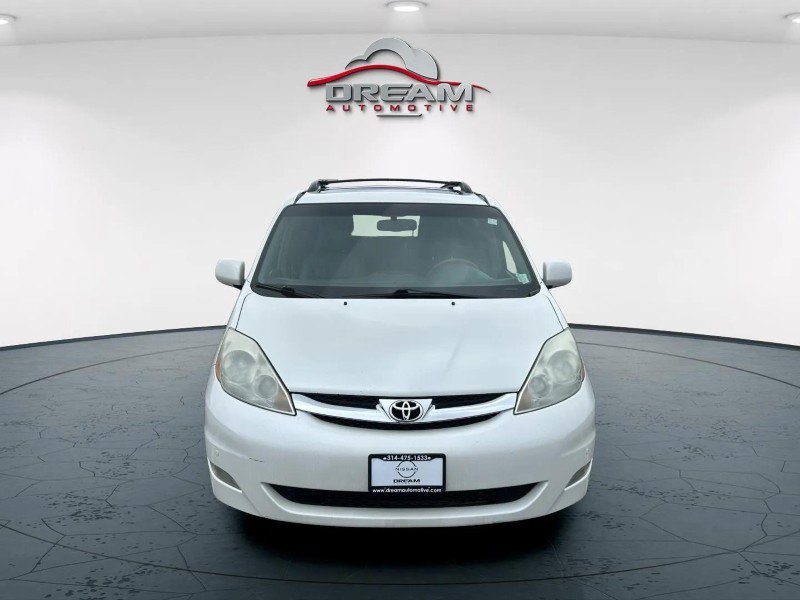 Used 2010 Toyota Sienna XLE Limited AWD/4WD image 2