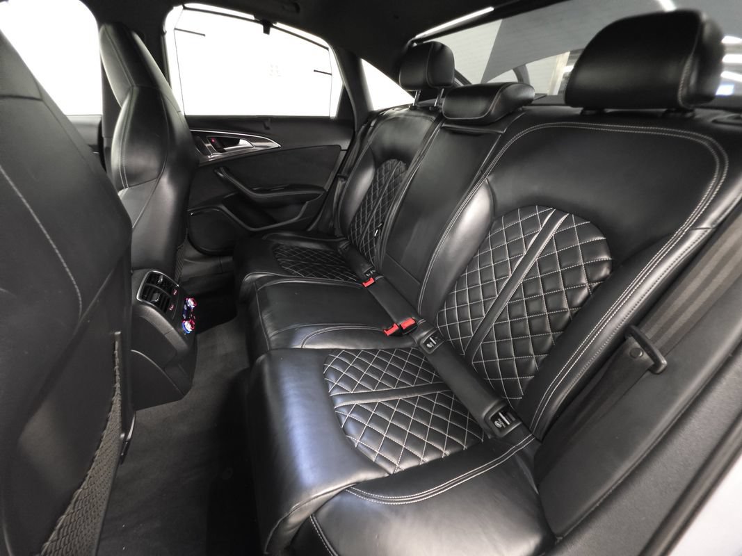 Used 2017 Audi S6 Prestige w/ S6 Sport Package AWD/4WD image 23