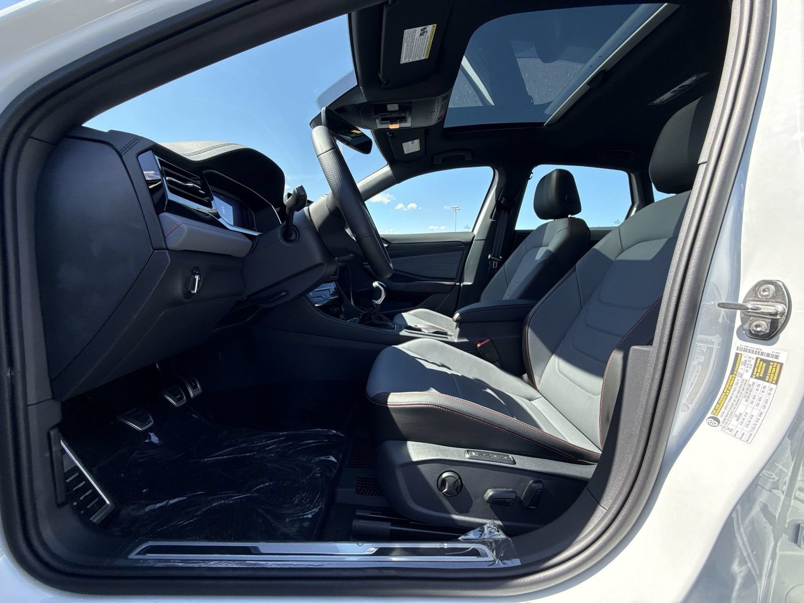 New 2026 Volkswagen Jetta GLI Autobahn FWD image 13