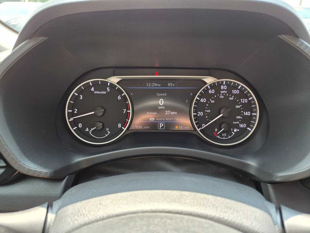Certified 2023 Nissan Sentra SV FWD image 14