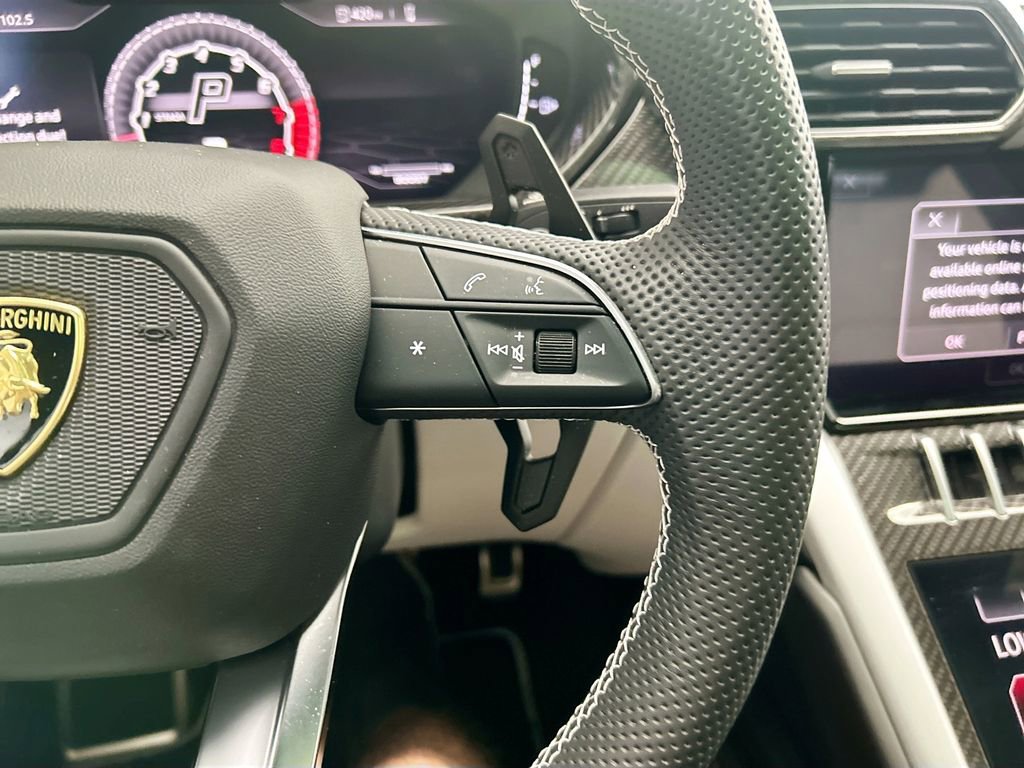Used 2020 Lamborghini Urus AWD/4WD image 12