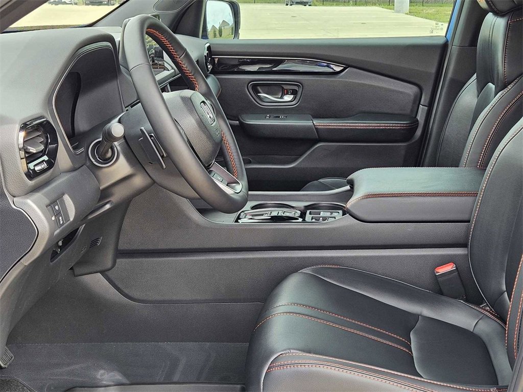 New 2025 Honda Pilot TrailSport image 11