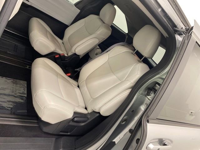 Certified 2025 Toyota Sienna LE w/ LE Plus Package image 28