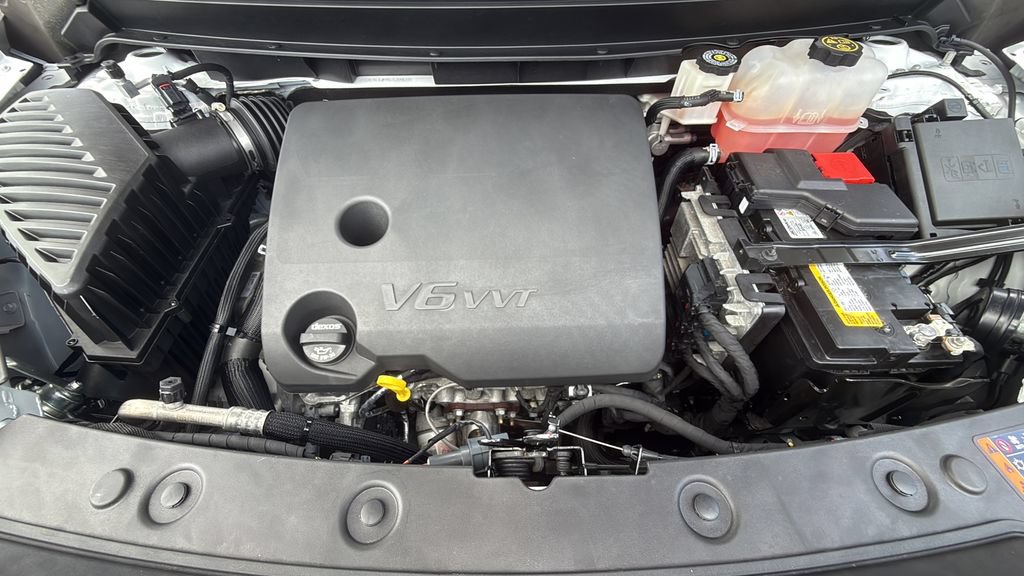 Used 2024 Buick Enclave Premium FWD image 26