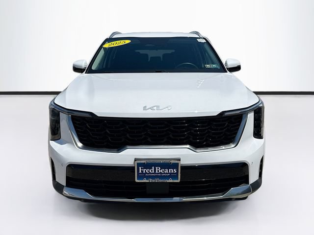 Used 2025 Kia Sorento S AWD/4WD image 2
