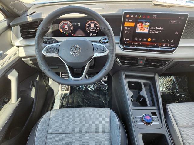 New 2026 Volkswagen Tiguan SE R-Line image 25
