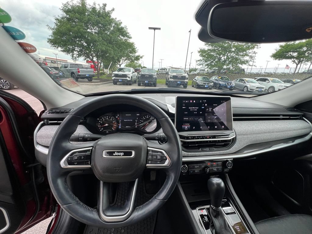 Used 2022 Jeep Compass Latitude AWD/4WD image 45